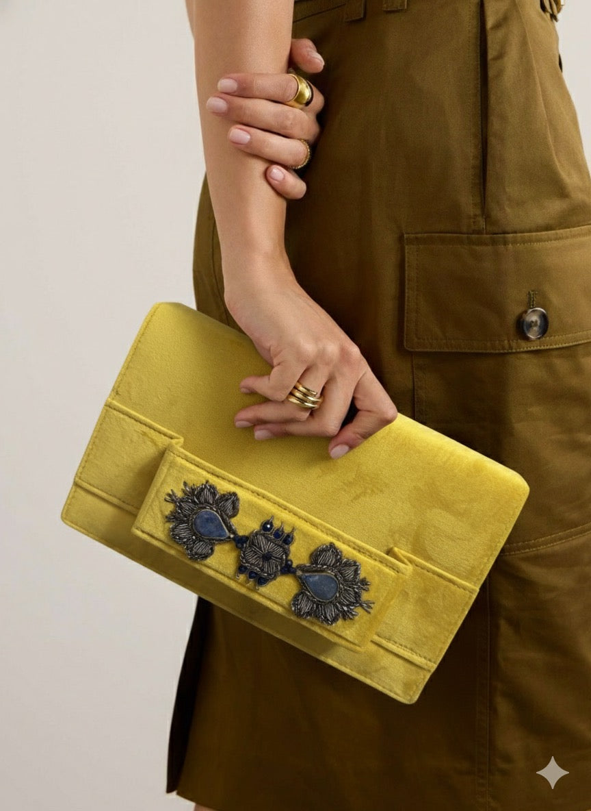 Noor Oboud Clutch