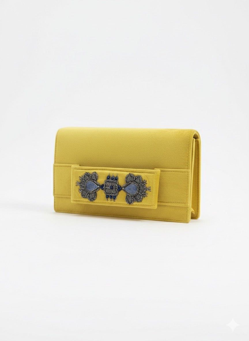 Noor Oboud Clutch