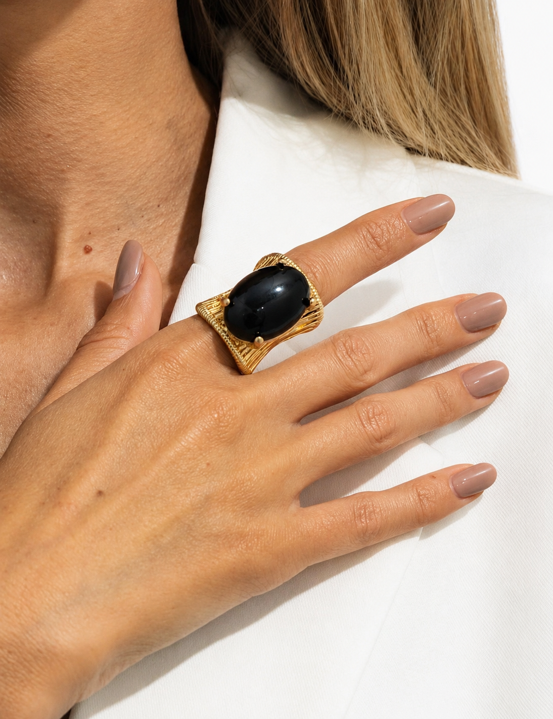 Noir Eclipse Ring